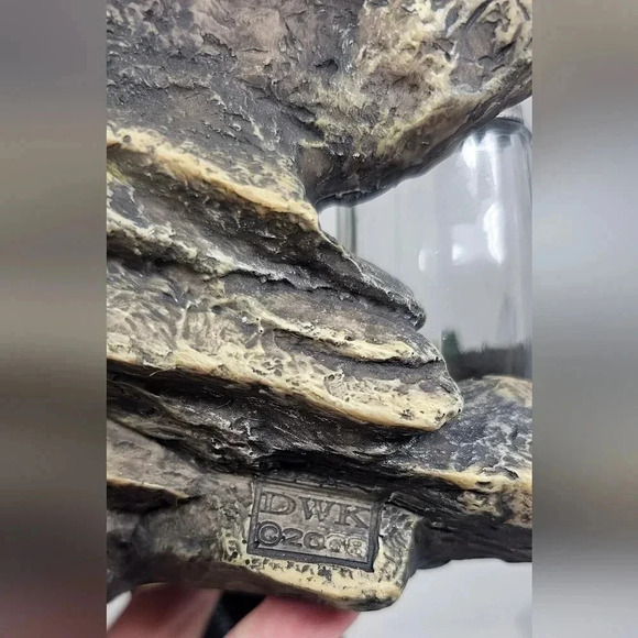 DWK Corp Vintage LMTD Edition Poly Resin Hand Painted Elephant Salt & Pepper Set - Picture 10 of 11